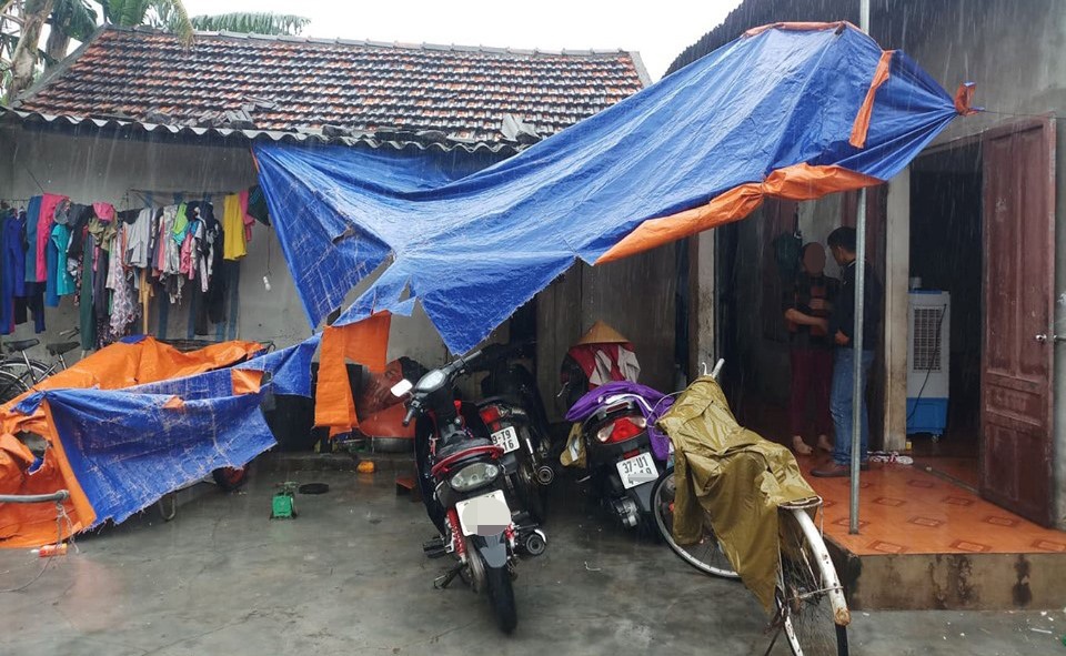 Bắt cán bộ thư viện nghi hiếp dâm cô gái khuyết tật - 1 Bắt cán bộ thư viện nghi hiếp dâm cô gái khuyết tật - 1