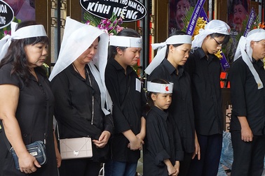 Tiễn biệt nhà thơ Thanh Tùng về nơi chín suối...