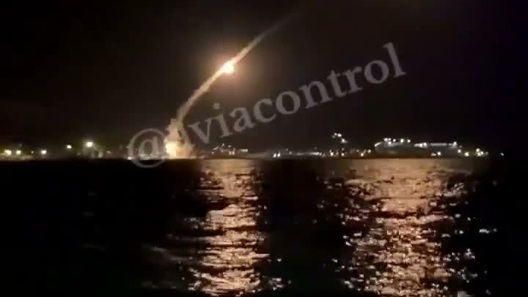 Nga phóng 8 tên lửa hành trình Kalibr vào mục tiêu Ukraine