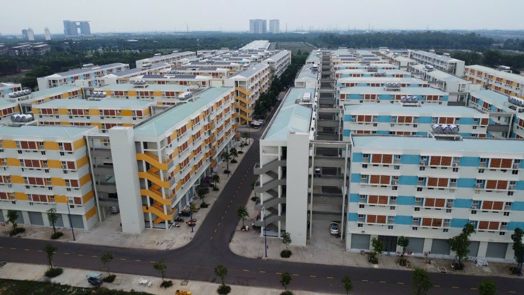 Bình Dương khuyến khích doanh nghiệp xây dựng nhà ở xã hội cho công nhân - 1 Bình Dương khuyến khích doanh nghiệp xây dựng nhà ở xã hội cho công nhân - 1