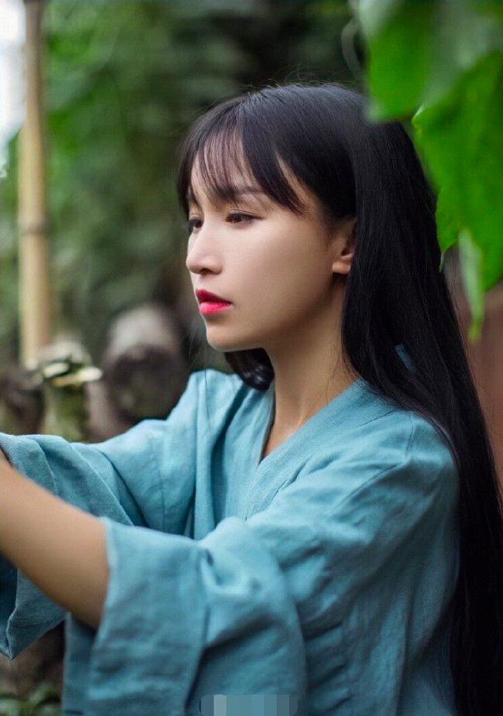 Tranh cãi về lý do khiến tiên nữ đồng quê Lý Tử Thất ngừng ra video - 3 Tranh cãi về lý do khiến tiên nữ đồng quê Lý Tử Thất ngừng ra video - 3