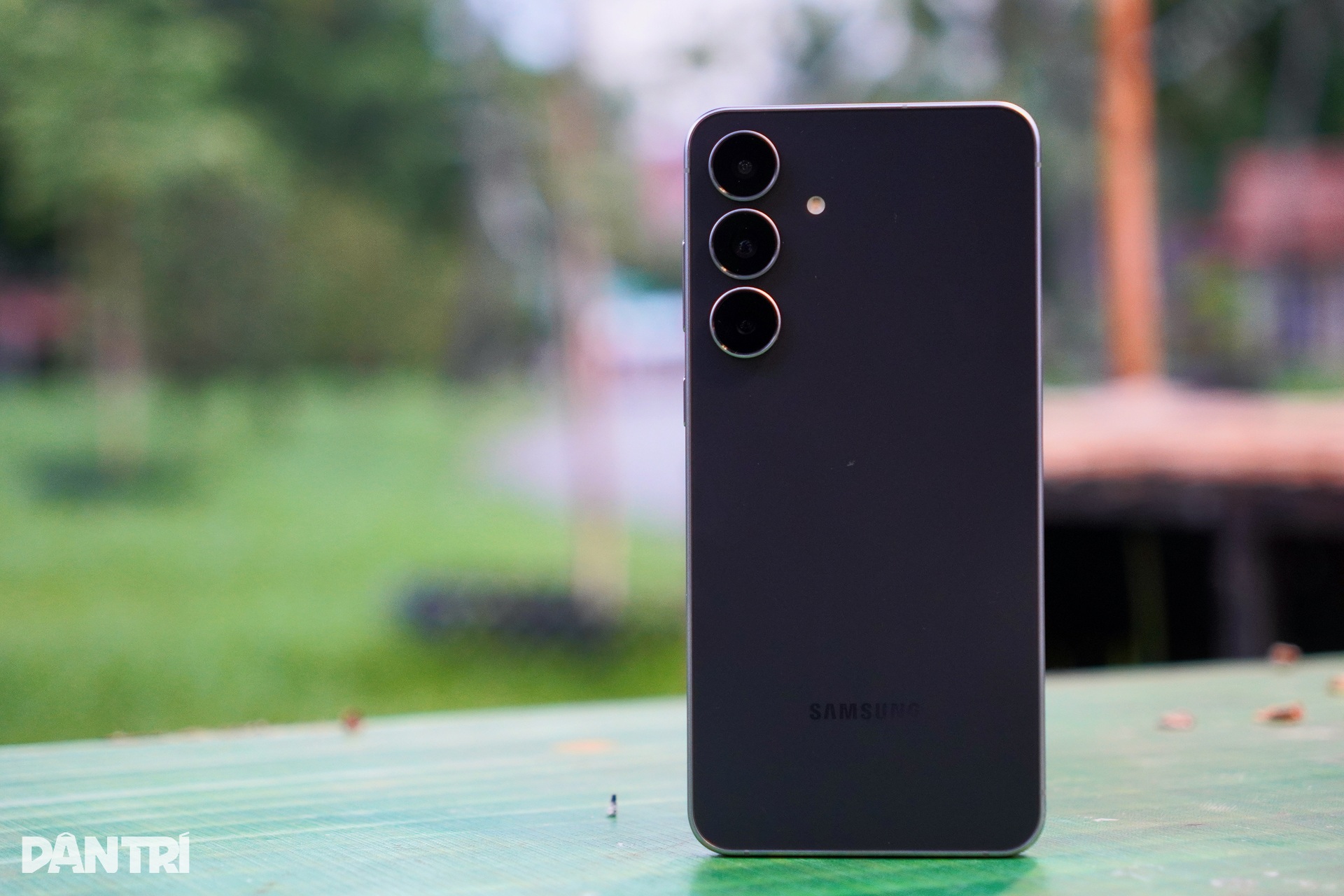 Đánh giá Galaxy S25 FE: Màn hình đẹp, camera tốt nhưng hiệu năng chưa cao - 19