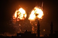 Tên lửa đối đầu bóng bay, Gaza lại chìm trong "biển lửa"