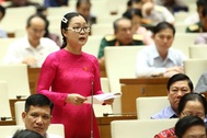 Cử nhân thất nghiệp phải giấu bằng xin học nghề, làm công nhân