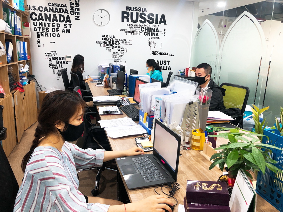 Kinh doanh mùa dịch: “Tư duy tắc kè hoa” - 4 Kinh doanh mùa dịch: “Tư duy tắc kè hoa” - 4