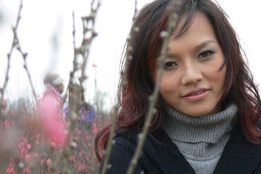 Thái Thùy Linh biểu diễn gây quỹ ủng hộ bé 3 tuổi bị bỏng toàn thân