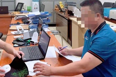 Lý do tài xế chặn đầu rồi giật chìa khóa xe khách trên đường Vành đai 3