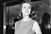 Vụ bê bối tình dục chính trị gia hàng đầu Anh và nữ điệp viên Liên Xô