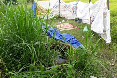 Vụ  đâm người phụ nữ mua ve chai 14 nhát dao: Nghi can có biểu hiện tâm thần?