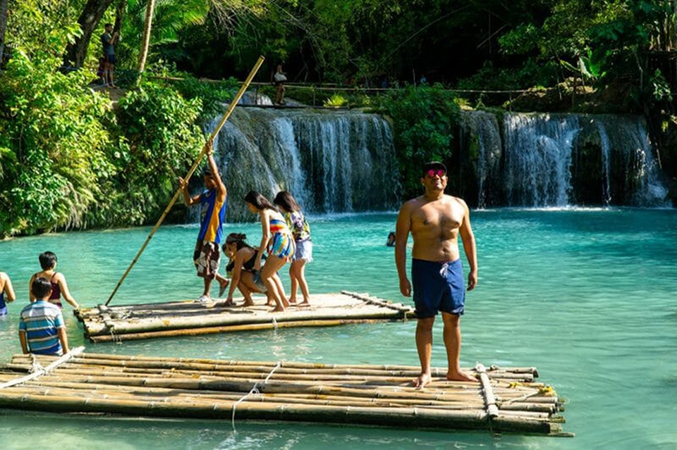 Khám phá vẻ đẹp tiềm ẩn của hòn “đảo thần bí” - 1