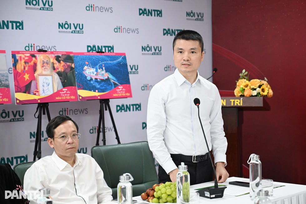 Báo Dân trí trao giải Cuộc thi ảnh Màu cờ tôi yêu 2025 - 1 Báo Dân trí trao giải Cuộc thi ảnh Màu cờ tôi yêu 2025 - 1