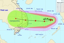 Bão số 6 đang di chuyển chậm trên Biển Đông