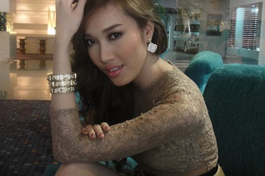 Phạm Anh Thư tại cuộc thi siêu mẫu châu Á - Thái Bình Dương