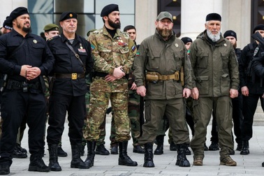Nga điều đặc nhiệm Chechnya áp sát biên giới Ukraine