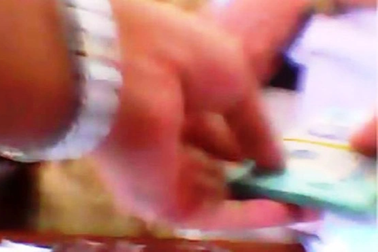 Thư ký tòa soạn báo nhận 200 triệu đồng để gỡ bài trên Facebook