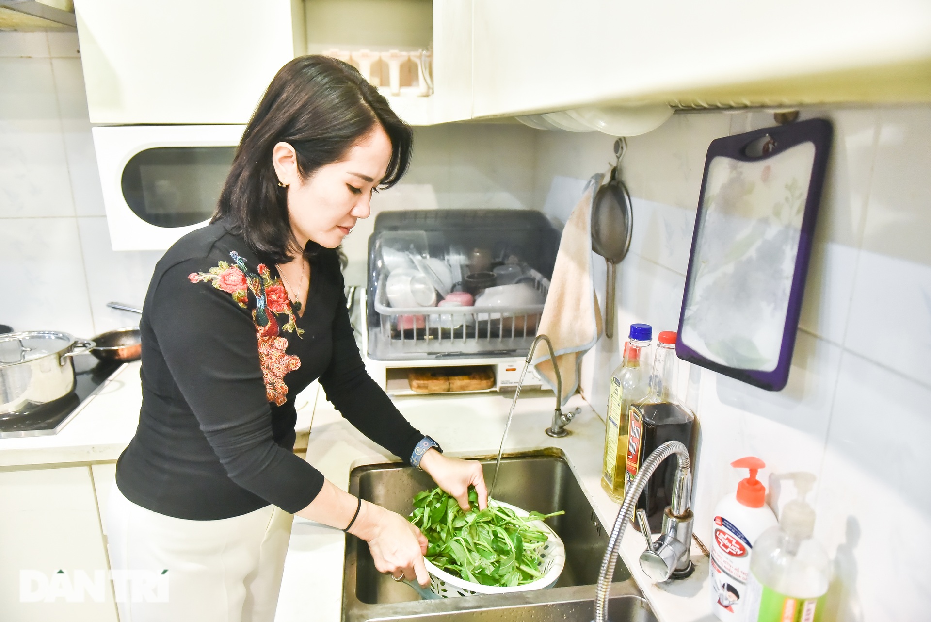 Một ngày làm giảng viên đại học của diễn viên Nguyệt Hằng - 5 Một ngày làm giảng viên đại học của diễn viên Nguyệt Hằng - 5