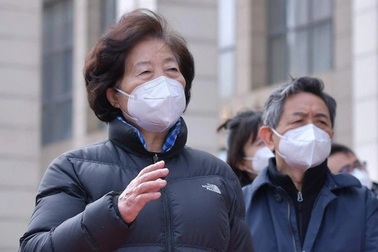 Phó Thủ tướng Trung Quốc đau lòng vì sản phụ sảy thai do quy tắc chống dịch