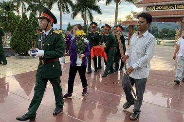 Tìm thấy hố chôn 17 liệt sĩ thuộc tiểu đoàn đặc công 404