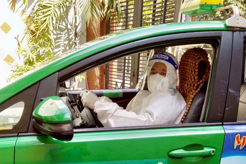 Biệt đội taxi cấp cứu F0: Sự hy sinh thầm lặng, có tài xế nhà 4 người F0 - 6 Biệt đội taxi cấp cứu F0: Sự hy sinh thầm lặng, có tài xế nhà 4 người F0 - 6