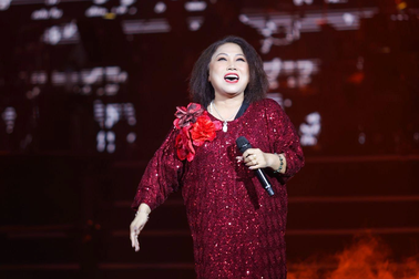 Khán giả bất ngờ khi nghe Siu Black hát nhạc Phú Quang