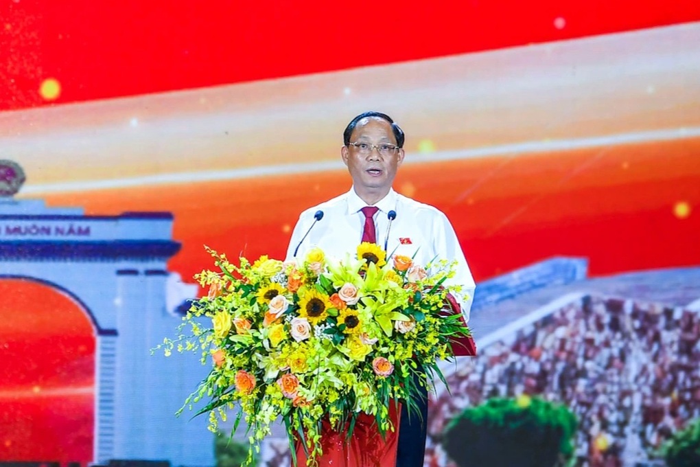 Sâu lắng chương trình nghệ thuật Vĩ tuyến 17 - Khát vọng hòa bình - 2 Sâu lắng chương trình nghệ thuật Vĩ tuyến 17 - Khát vọng hòa bình - 2