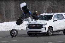 Hệ thống phanh khẩn cấp tự động không nhận biết được xe máy