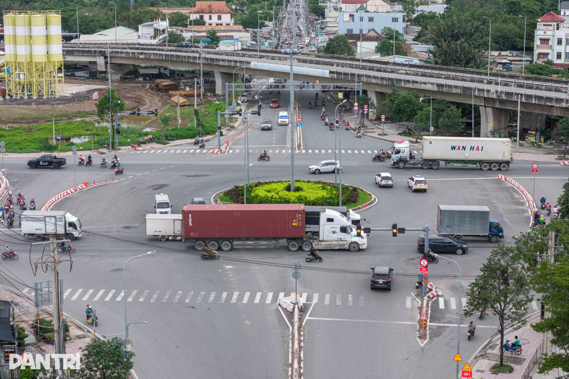 Con đường tử thần ở cửa ngõ phía Đông TPHCM sắp được mở rộng gấp 4 lần - 1 Con đường tử thần ở cửa ngõ phía Đông TPHCM sắp được mở rộng gấp 4 lần - 1