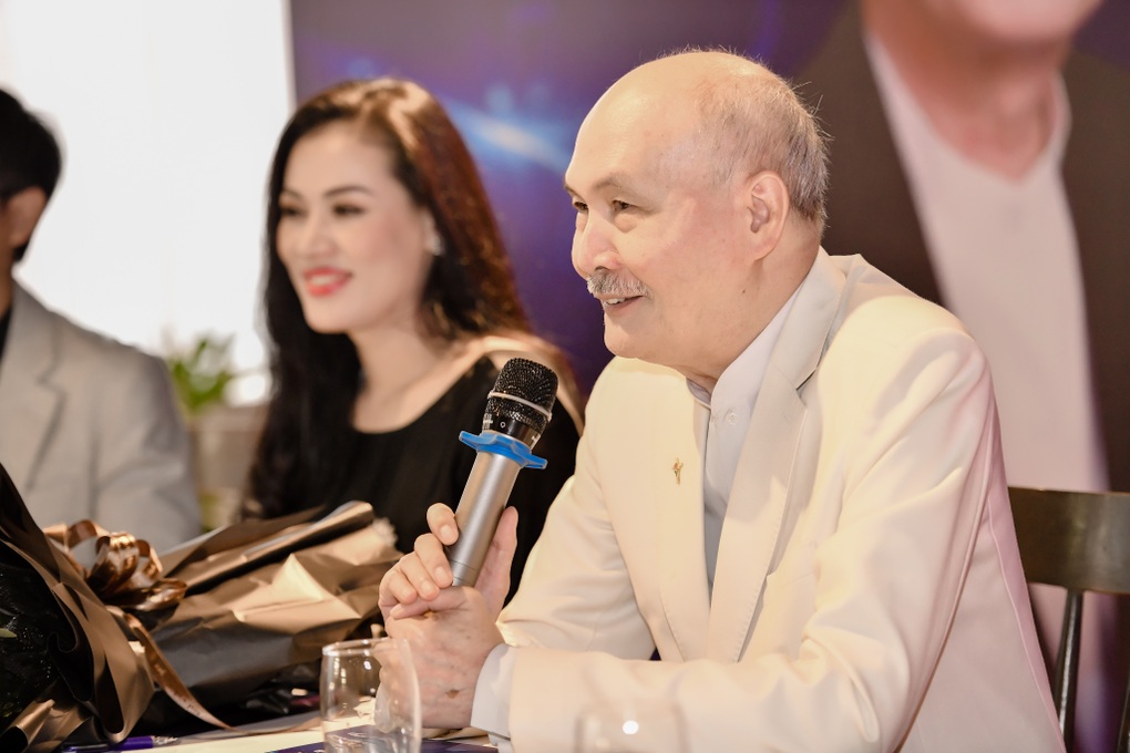 Nhạc sĩ Vũ Thành An dành toàn bộ tiền tác quyền làm thiện nguyện - 2 Nhạc sĩ Vũ Thành An dành toàn bộ tiền tác quyền làm thiện nguyện - 2