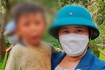 Cháu bé 3 tuổi được tìm thấy sau một ngày lạc trong rừng
