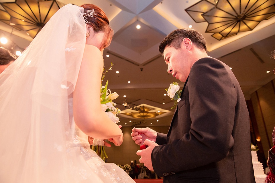 Bố của NSND Công Lý vắng mặt trong đám cưới con trai - 2 Bố của NSND Công Lý vắng mặt trong đám cưới con trai - 2
