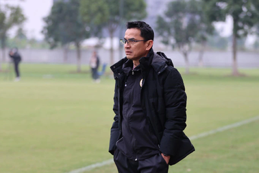 HLV Kiatisuk dự đoán Thái Lan đánh bại Uzbekistan ở vòng 1/8 Asian Cup