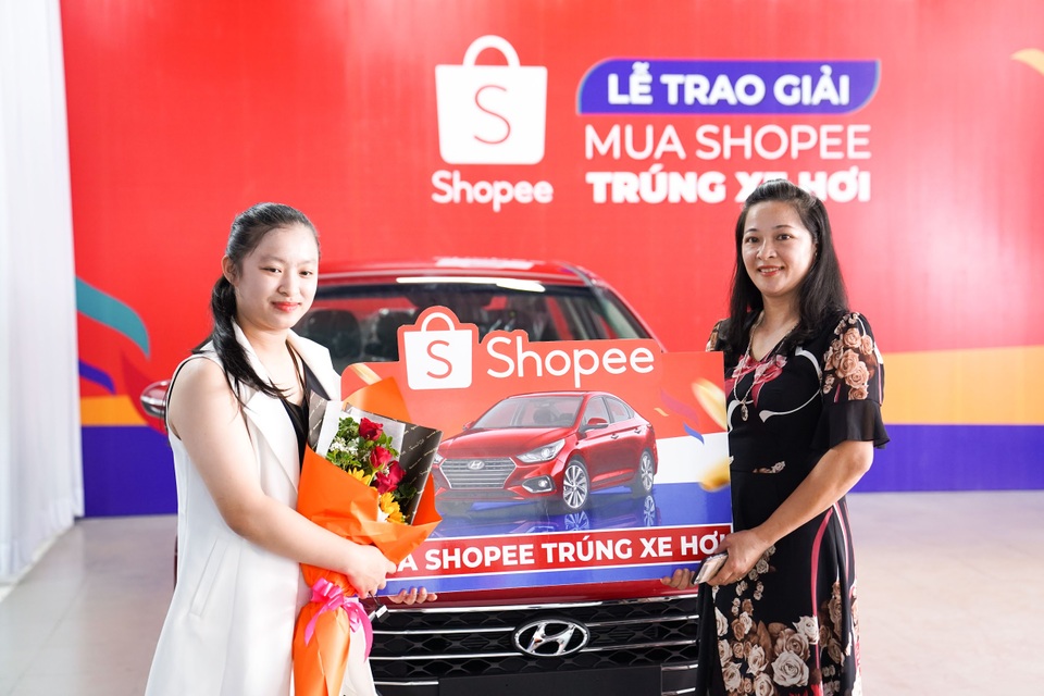 Đã tìm thấy chủ nhân may mắn của sở hữu xe Hyundai Accent 1.4 AT - 3 Đã tìm thấy chủ nhân may mắn của sở hữu xe Hyundai Accent 1.4 AT - 3