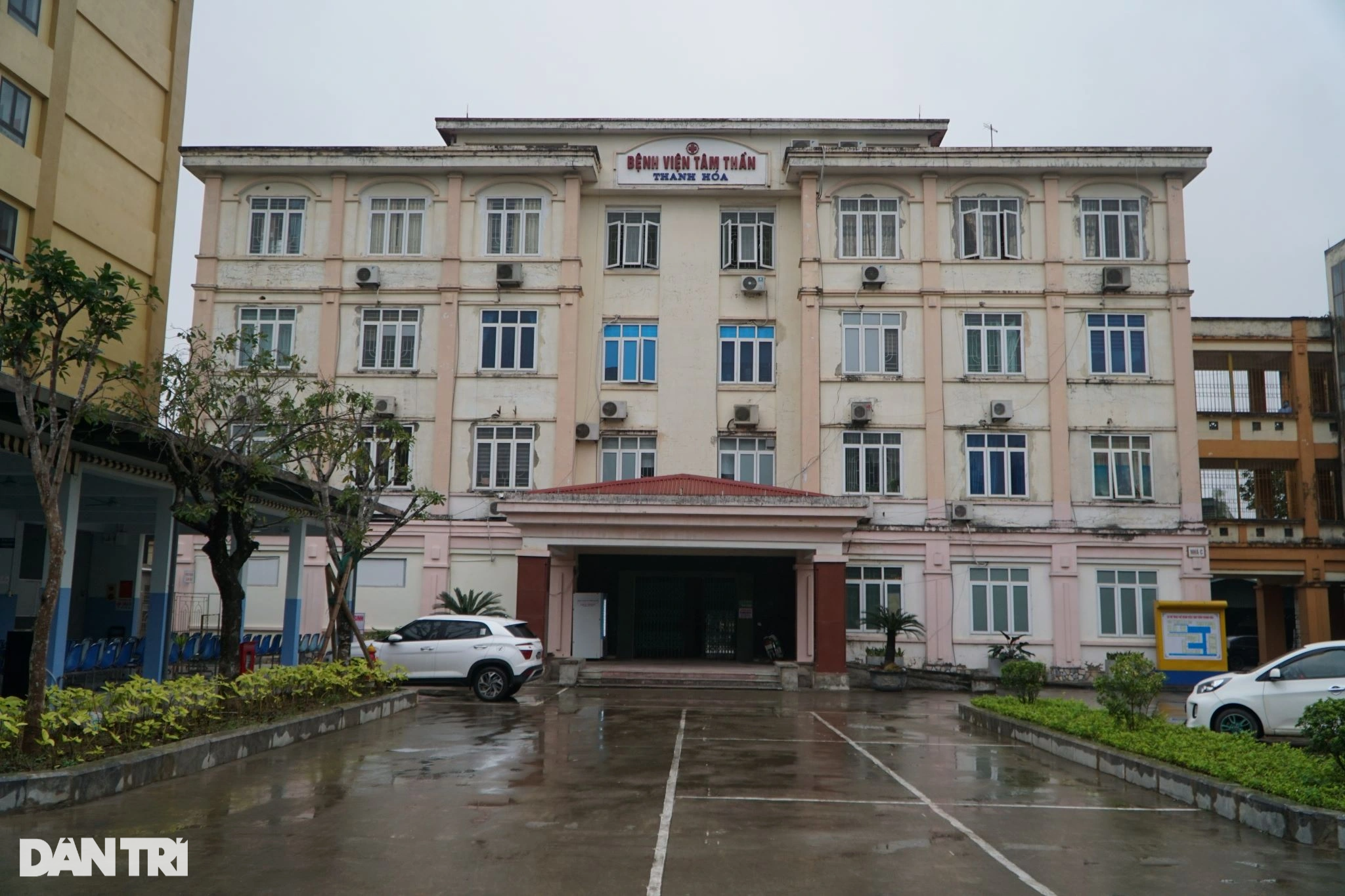 Bác sĩ giấu thân phận khi... tìm vợ, lo bị bệnh nhân đánh - 3 Bác sĩ giấu thân phận khi... tìm vợ, lo bị bệnh nhân đánh - 3