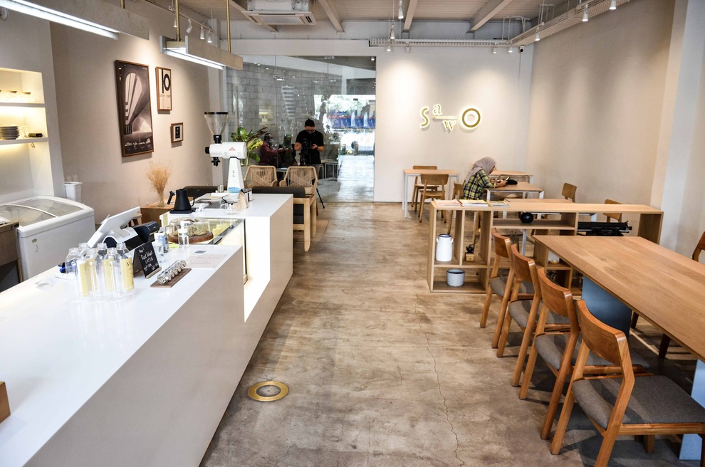 Quán cà phê nửa kín nửa hở, không gian thiết kế đẹp lạ hút khách check-in - 10 Quán cà phê nửa kín nửa hở, không gian thiết kế đẹp lạ hút khách check-in - 10