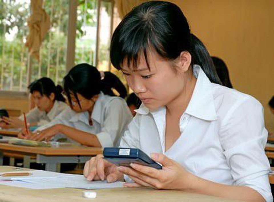 Đề tham khảo tổ hợp Tự nhiên: Thu hẹp dải câu hỏi phân loại học sinh - 2 Đề tham khảo tổ hợp Tự nhiên: Thu hẹp dải câu hỏi phân loại học sinh - 2