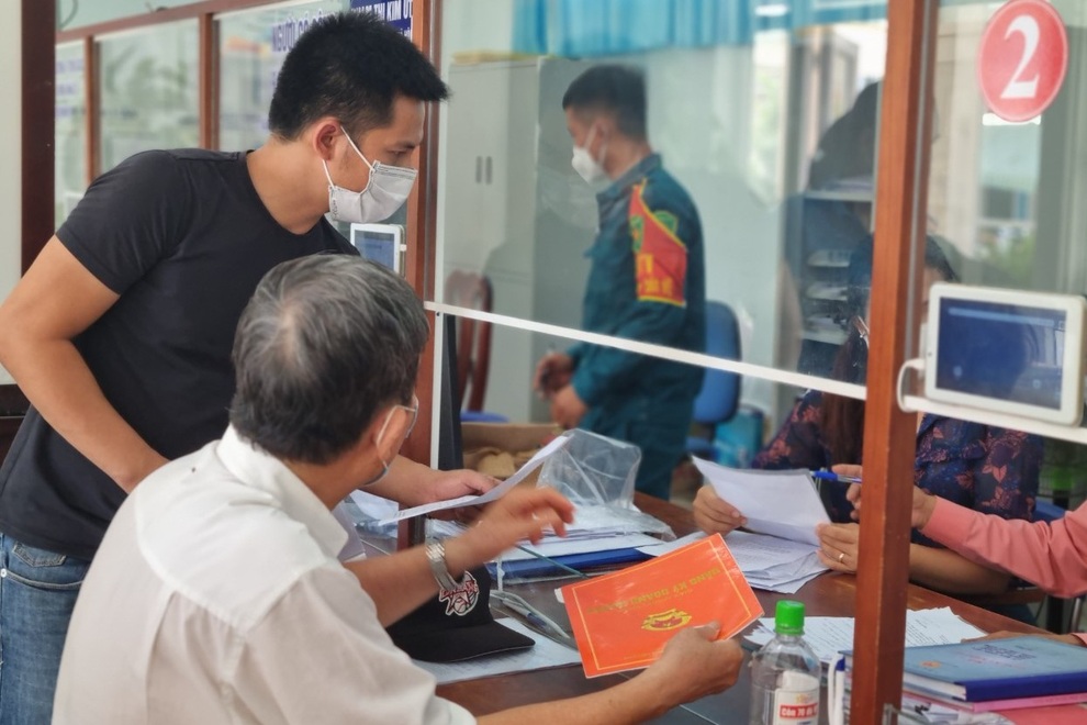 Đà Nẵng: 10 trường hợp được qua các chốt kiểm soát - 3 Đà Nẵng: 10 trường hợp được qua các chốt kiểm soát - 3