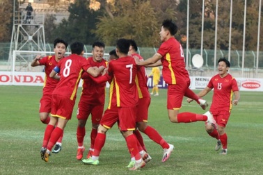 Chuyên gia trong nước: "U23 Việt Nam còn hạn chế, nhưng thiệt thòi đủ thứ"