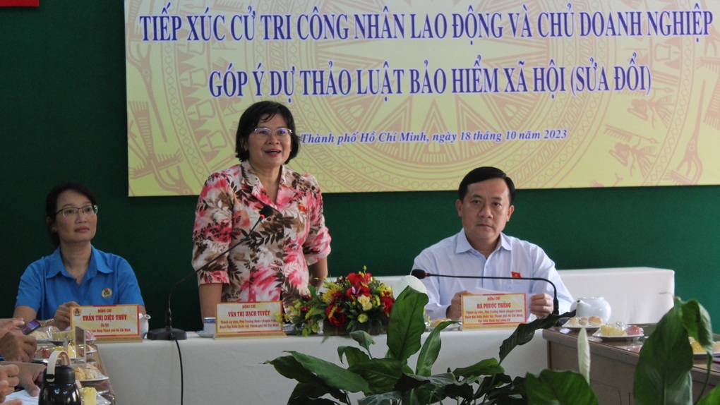 Xây dựng lương hưu hấp dẫn như... cô gái 18 - 1 Xây dựng lương hưu hấp dẫn như... cô gái 18 - 1