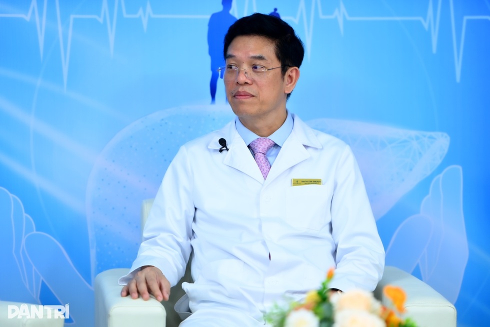 Ghép gan - phép màu được viết nên từ khoa học và sự sẻ chia - 2