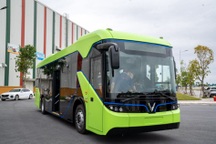Vingroup chính thức chạy thử nghiệm xe buýt điện VinFast