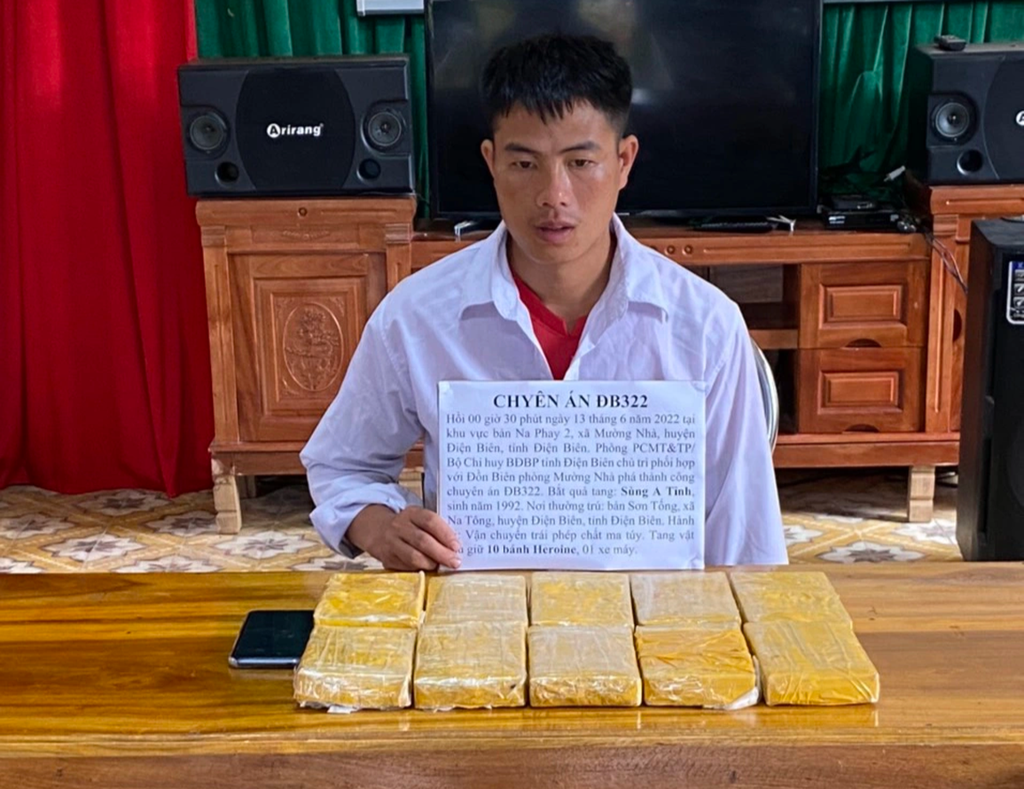 Phá 2 chuyên án ma túy khủng, thu 120.000 viên ma túy, 10 bánh heroin - 2 Phá 2 chuyên án ma túy khủng, thu 120.000 viên ma túy, 10 bánh heroin - 2