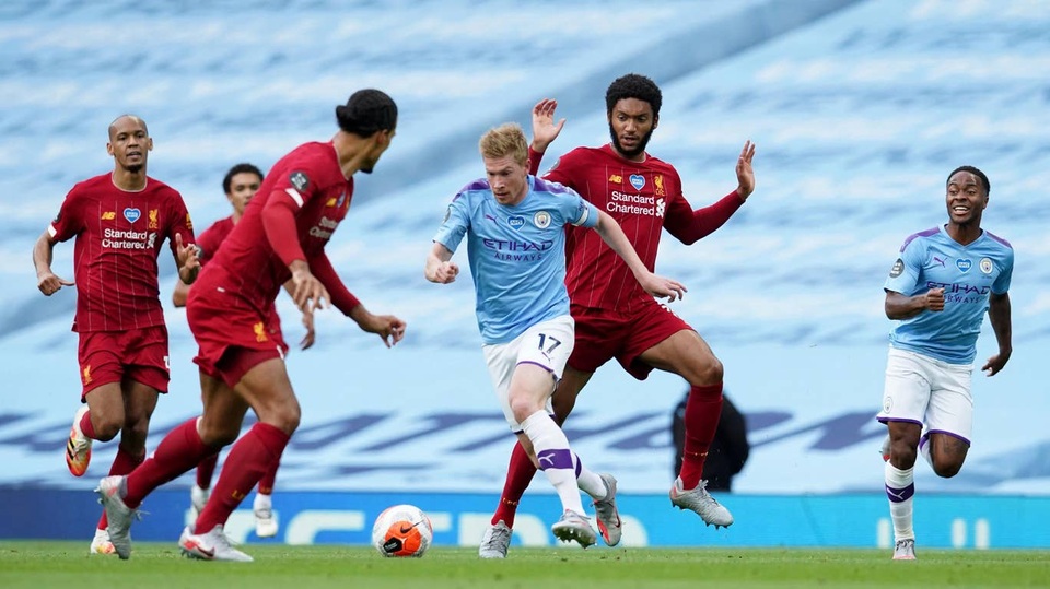 Những khoảnh khắc thất bại đắng chát của Liverpool trước Man City - 5