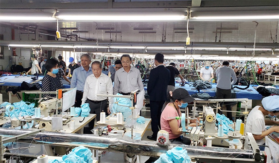 Khẩu trang phòng Corona tại Huế trong 5 ngày tới sẽ thoải mái cho người dân - 2 Khẩu trang phòng Corona tại Huế trong 5 ngày tới sẽ thoải mái cho người dân - 2