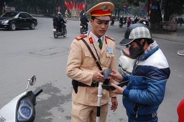 Bộ Công an cấm cán bộ can thiệp xử lý vi phạm hành chính