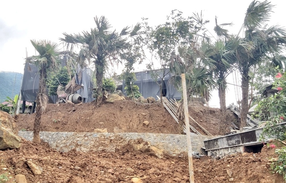 Công trình trái phép “mọc” ở Pù Luông - 1 Công trình trái phép “mọc” ở Pù Luông - 1