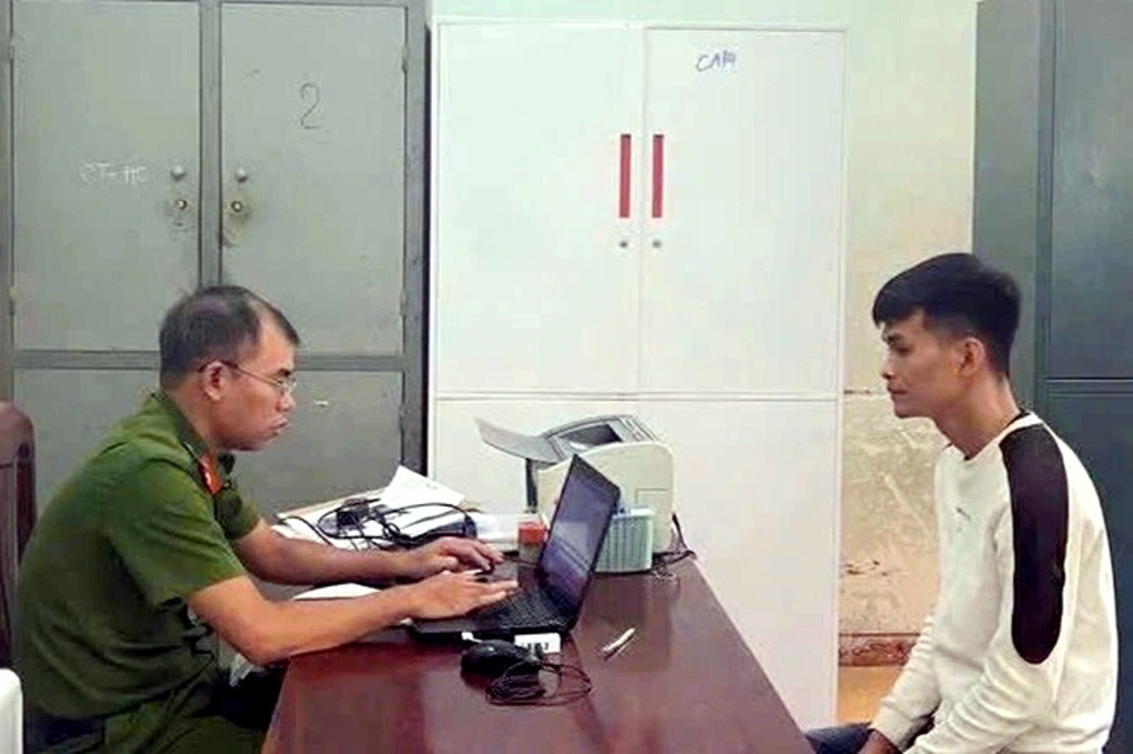 Vụ thai phụ bị đánh: Thanh niên xăm trổ rồi tự coi mình là giang hồ? - 1 Vụ thai phụ bị đánh: Thanh niên xăm trổ rồi tự coi mình là giang hồ? - 1