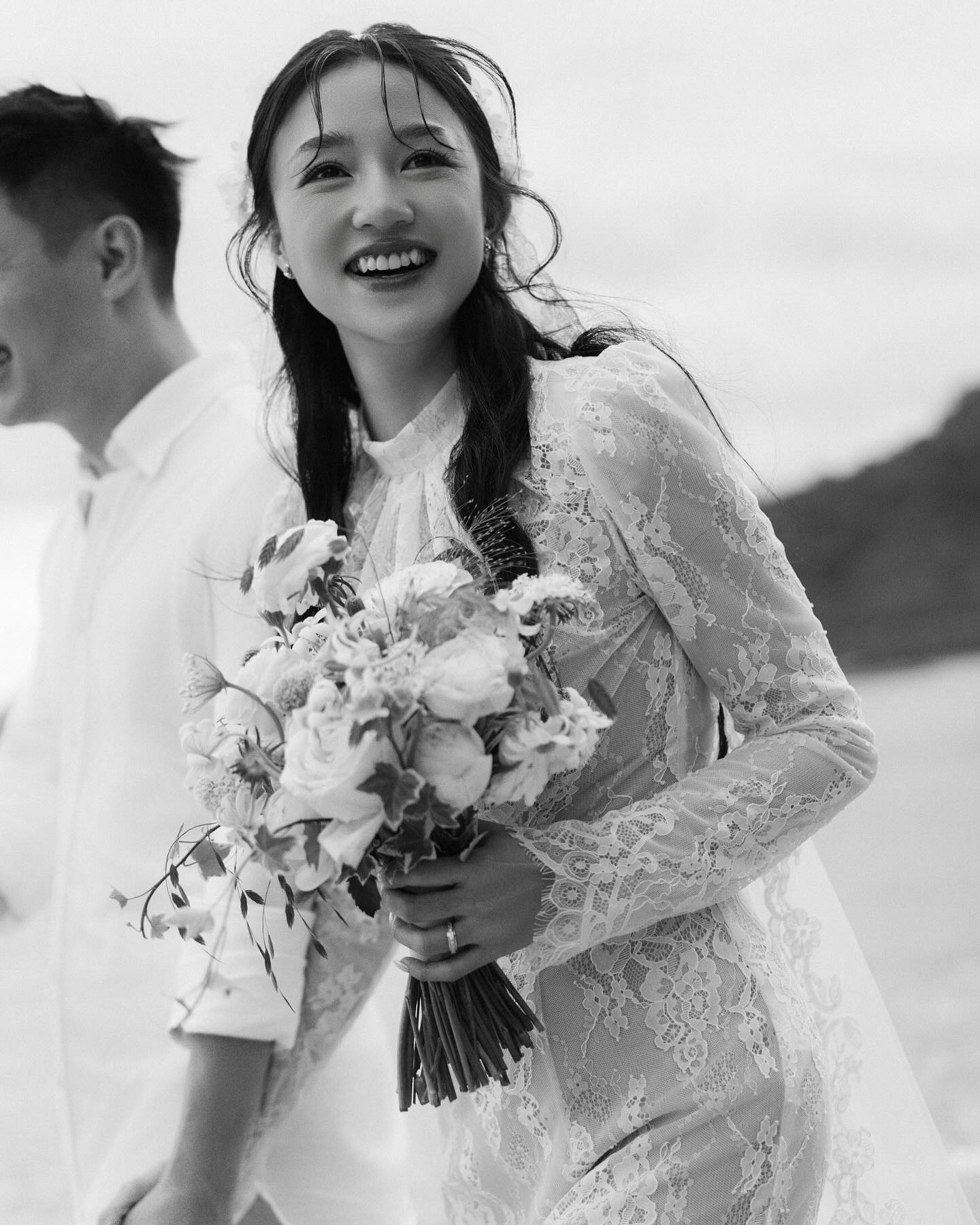 Salim khoe ảnh cưới lãng mạn, nhắn nhủ xúc động đến doanh nhân Hải Long - 11 Salim khoe ảnh cưới lãng mạn, nhắn nhủ xúc động đến doanh nhân Hải Long - 11