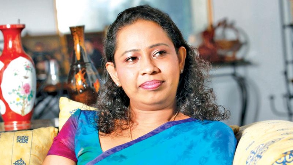 Bộ trưởng Y tế Sri Lanka mất chức vì ủng hộ dùng thần dược chữa Covid-19 - 1 Bộ trưởng Y tế Sri Lanka mất chức vì ủng hộ dùng thần dược chữa Covid-19 - 1