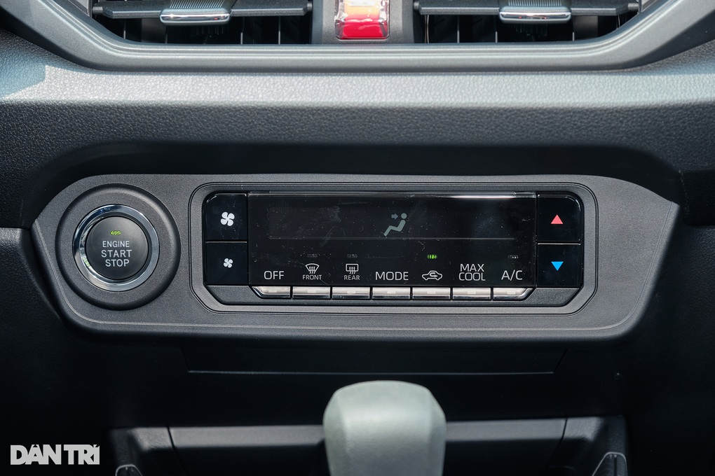 Toyota Wigo 2023 về đại lý, giá rẻ và nhiều trang bị hơn liệu có thoát ế? - 15 Toyota Wigo 2023 về đại lý, giá rẻ và nhiều trang bị hơn liệu có thoát ế? - 15