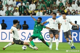 Tuyển Trung Quốc thua đau đớn Saudi Arabia, xa dần giấc mơ World Cup